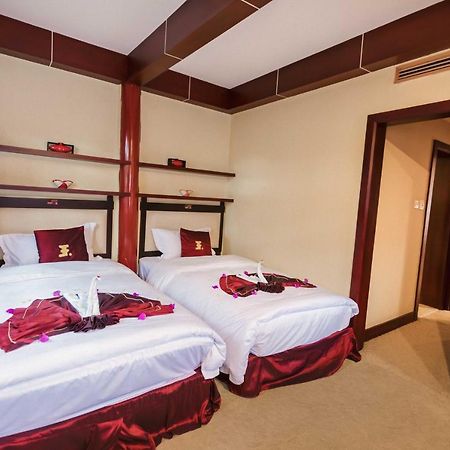 Lijiang Wangfu Hotel Exterior photo
