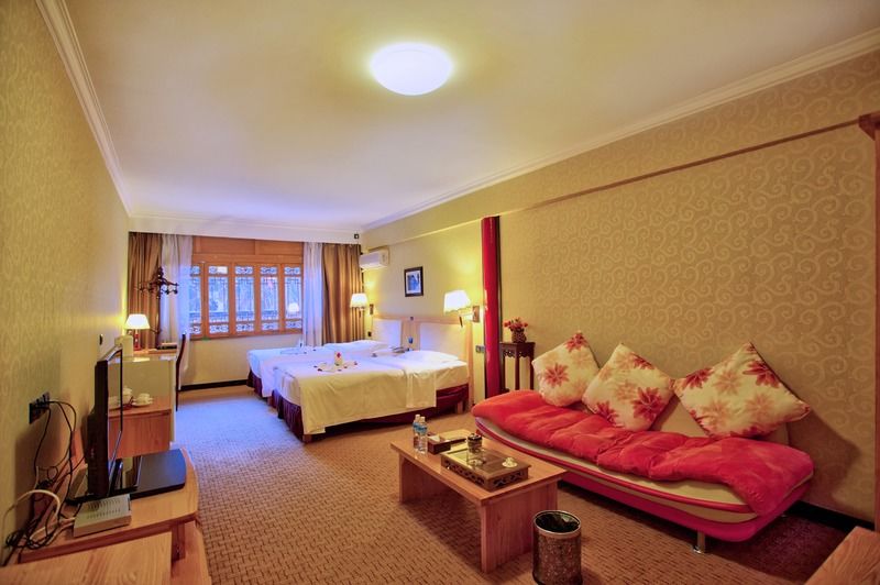 Lijiang Wangfu Hotel Exterior photo