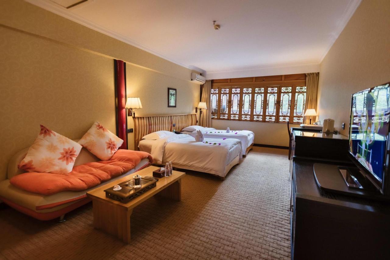 Lijiang Wangfu Hotel Exterior photo