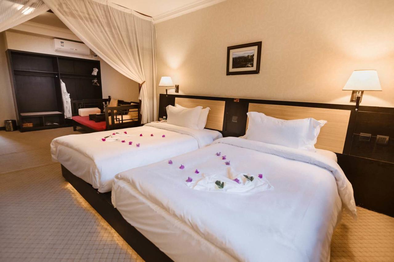 Lijiang Wangfu Hotel Exterior photo